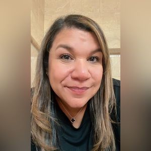 Meet your Posher, Nilsa